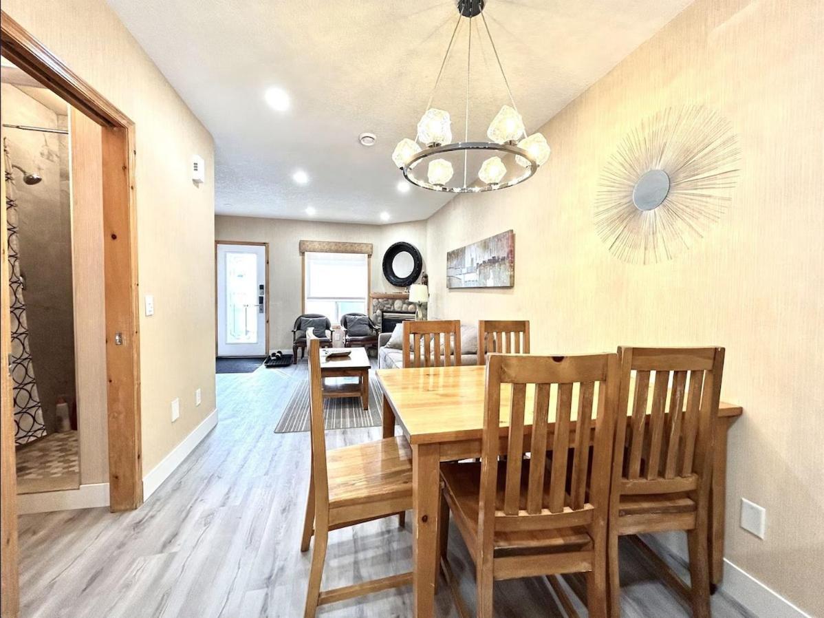 קאנמור Banff Wood Lodge מראה חיצוני תמונה