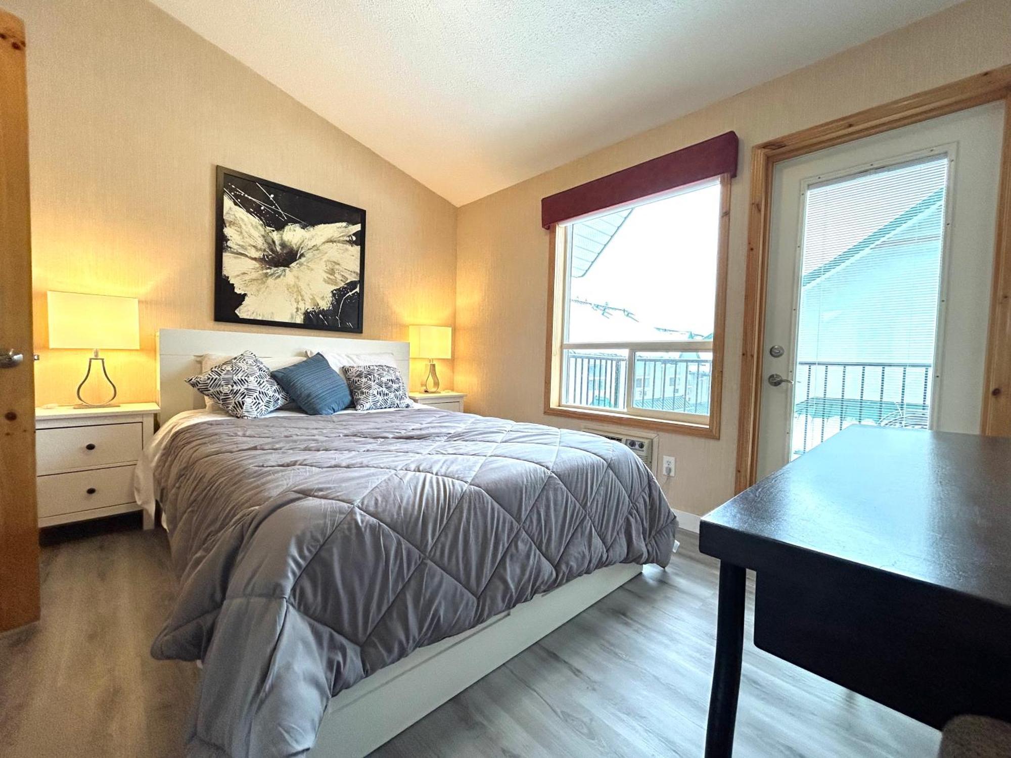 קאנמור Banff Wood Lodge מראה חיצוני תמונה