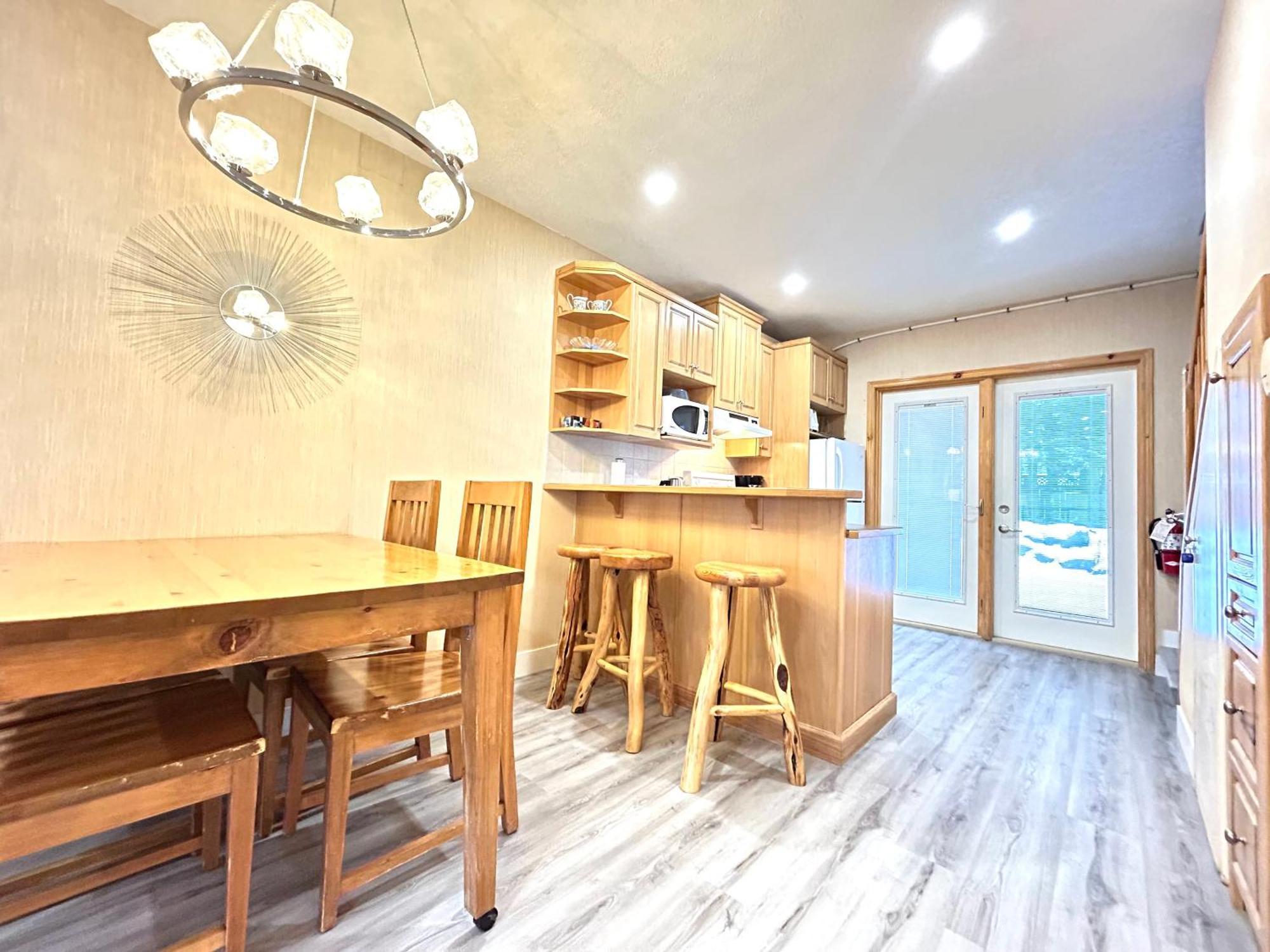 קאנמור Banff Wood Lodge מראה חיצוני תמונה