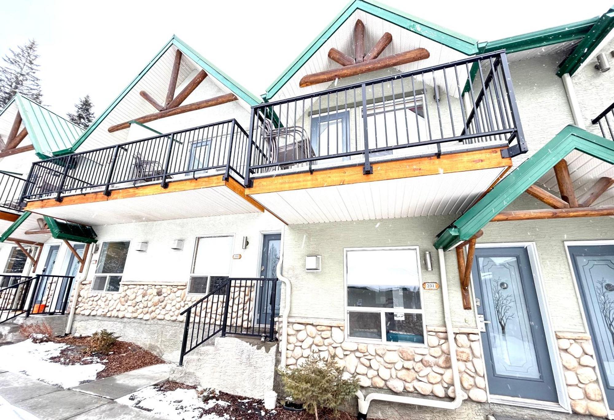 קאנמור Banff Wood Lodge מראה חיצוני תמונה
