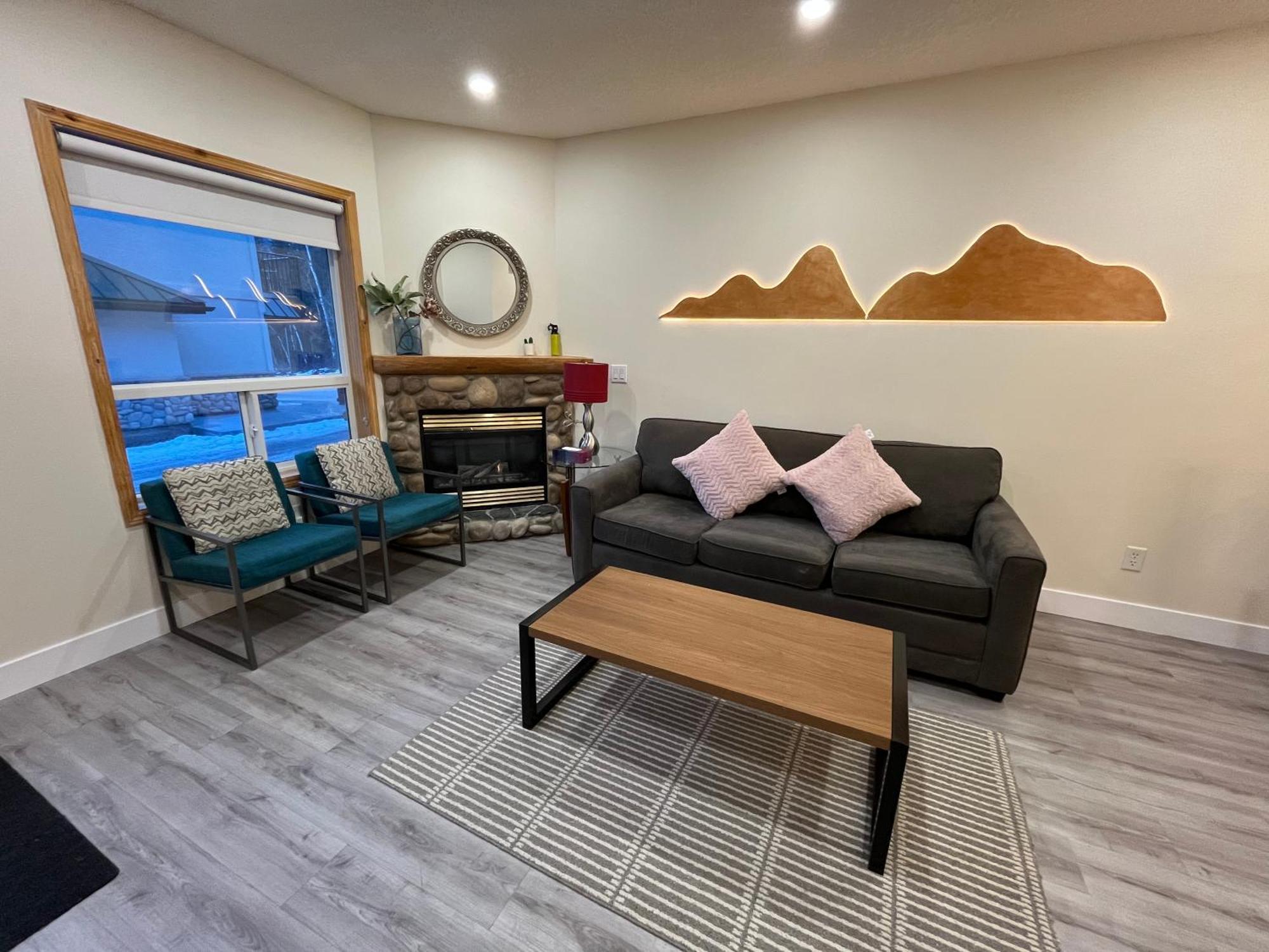 קאנמור Banff Wood Lodge מראה חיצוני תמונה