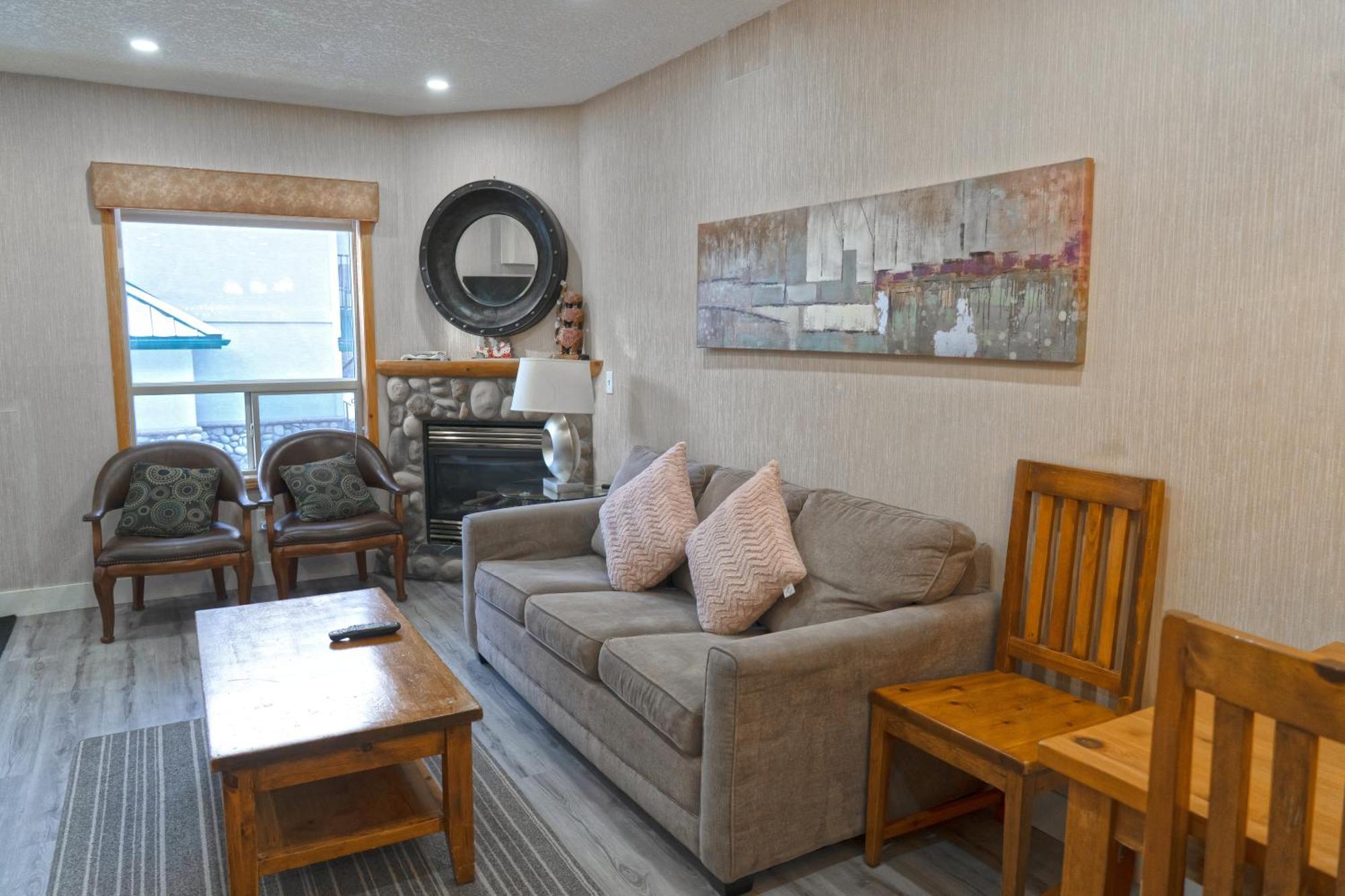 קאנמור Banff Wood Lodge מראה חיצוני תמונה