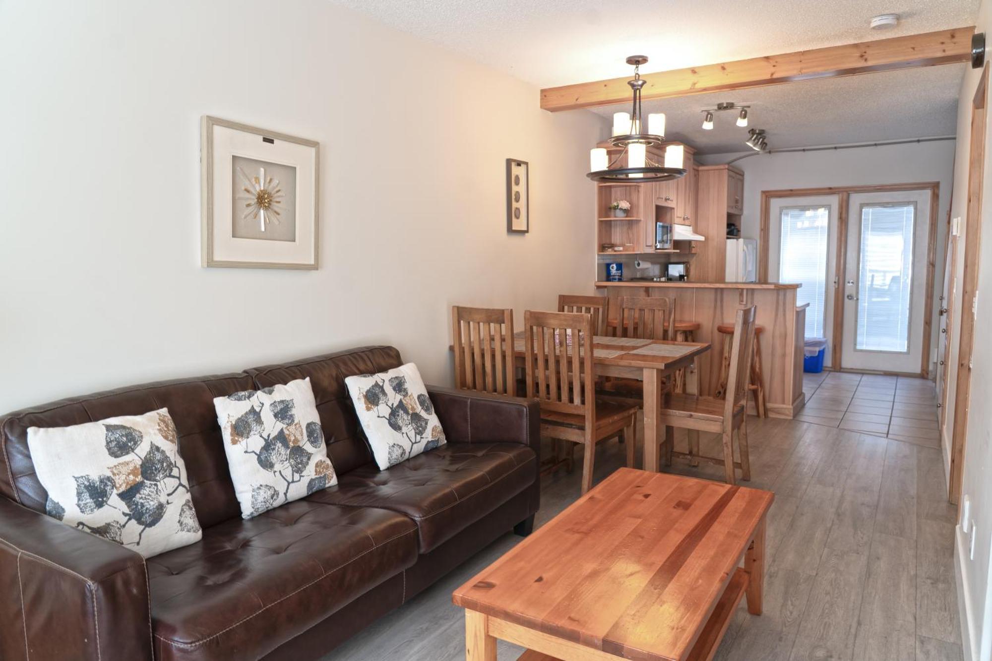 קאנמור Banff Wood Lodge מראה חיצוני תמונה